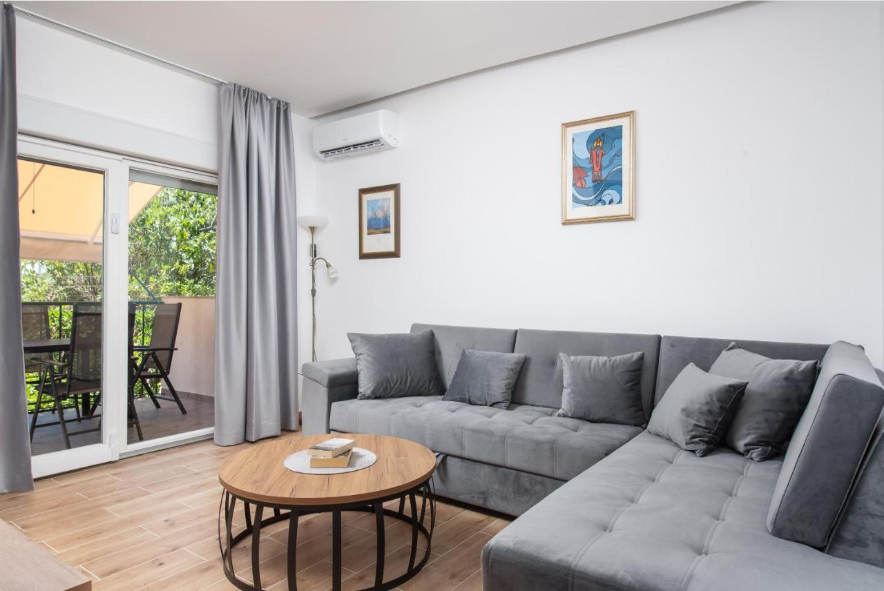 Apartment Kiki Kastel Stafilic ภายนอก รูปภาพ